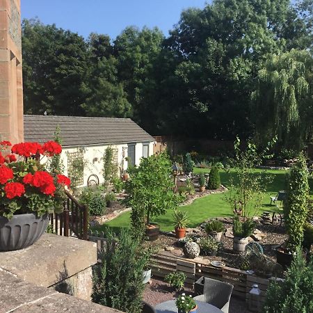 Carnaby Lodge Дингуол Екстериор снимка